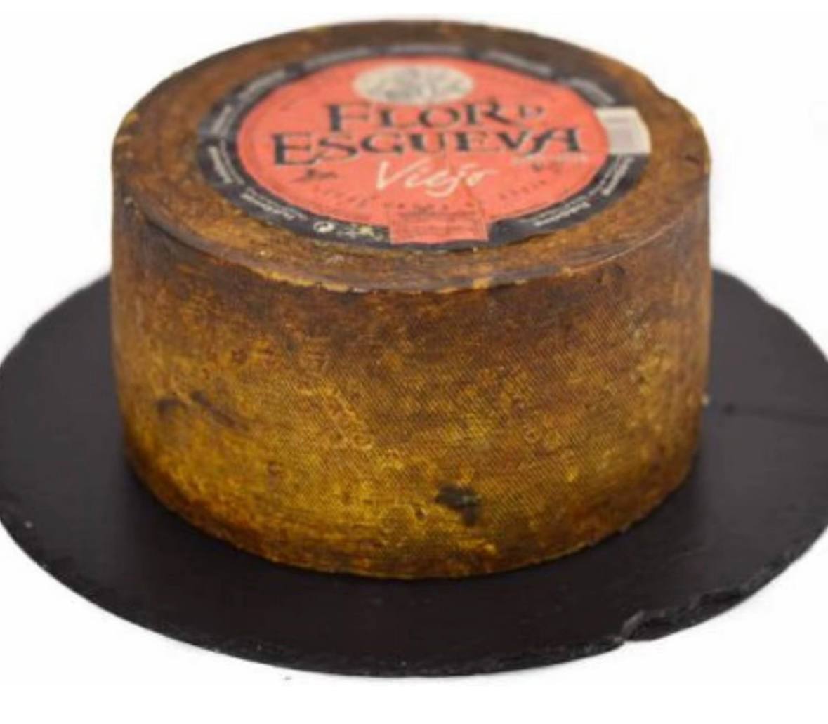 Queso de oveja viejo Flor de Esgueva presentado sobre pizarra