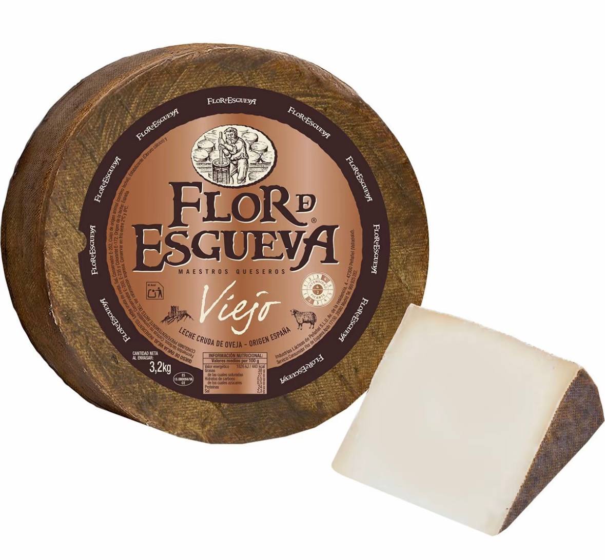 Queso de oveja viejo Flor de Esgueva entero con una cuña cortada